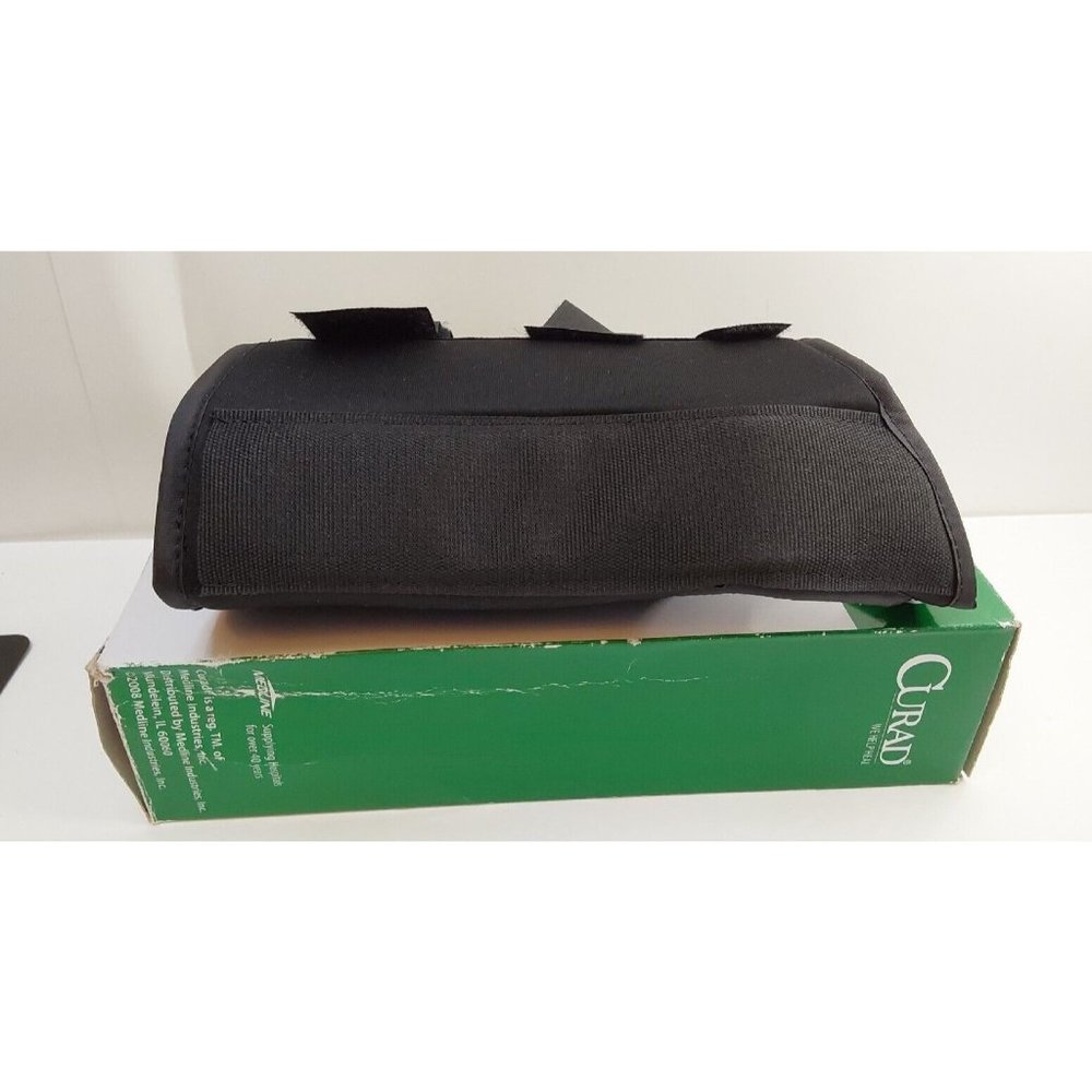Curad Wrist splint 8" right hand by Medline made of Sans Latex made in...